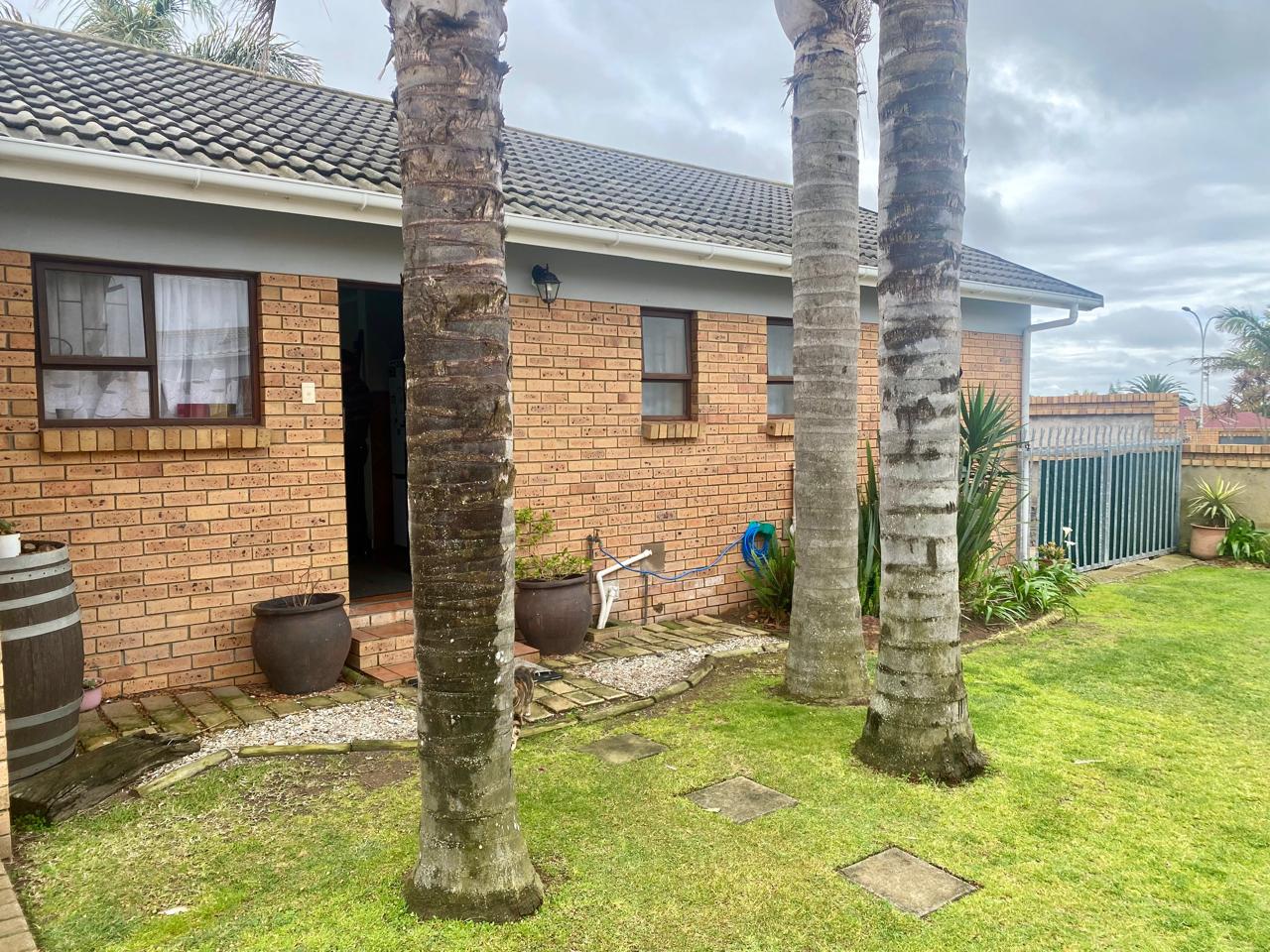 3 Bedroom Property for Sale in Heiderand Western Cape